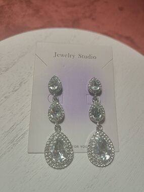 Silver Crystal Teardrop Dangle Earrings